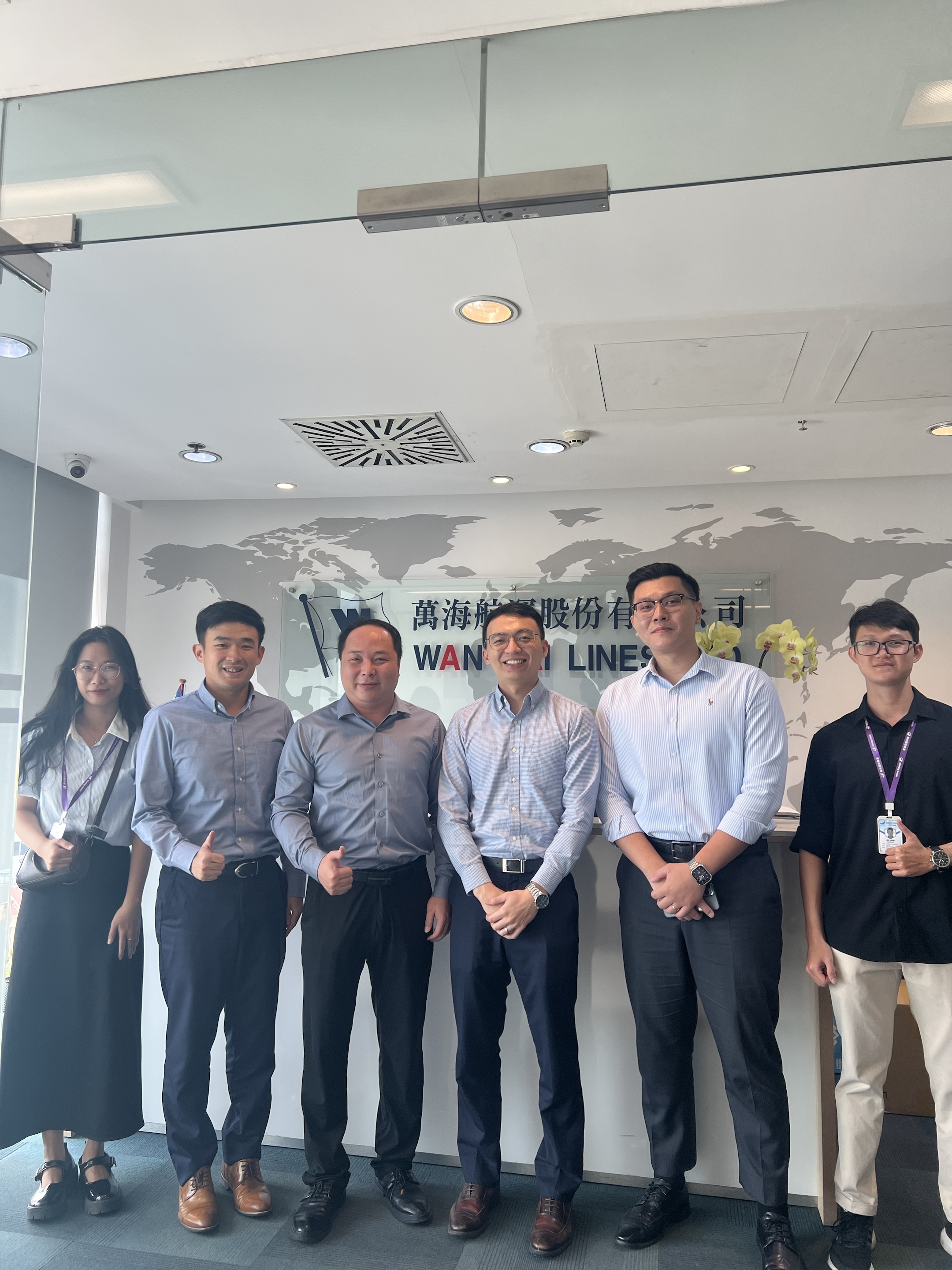 Mr. Zhang from Vietnam Branch visited WHL